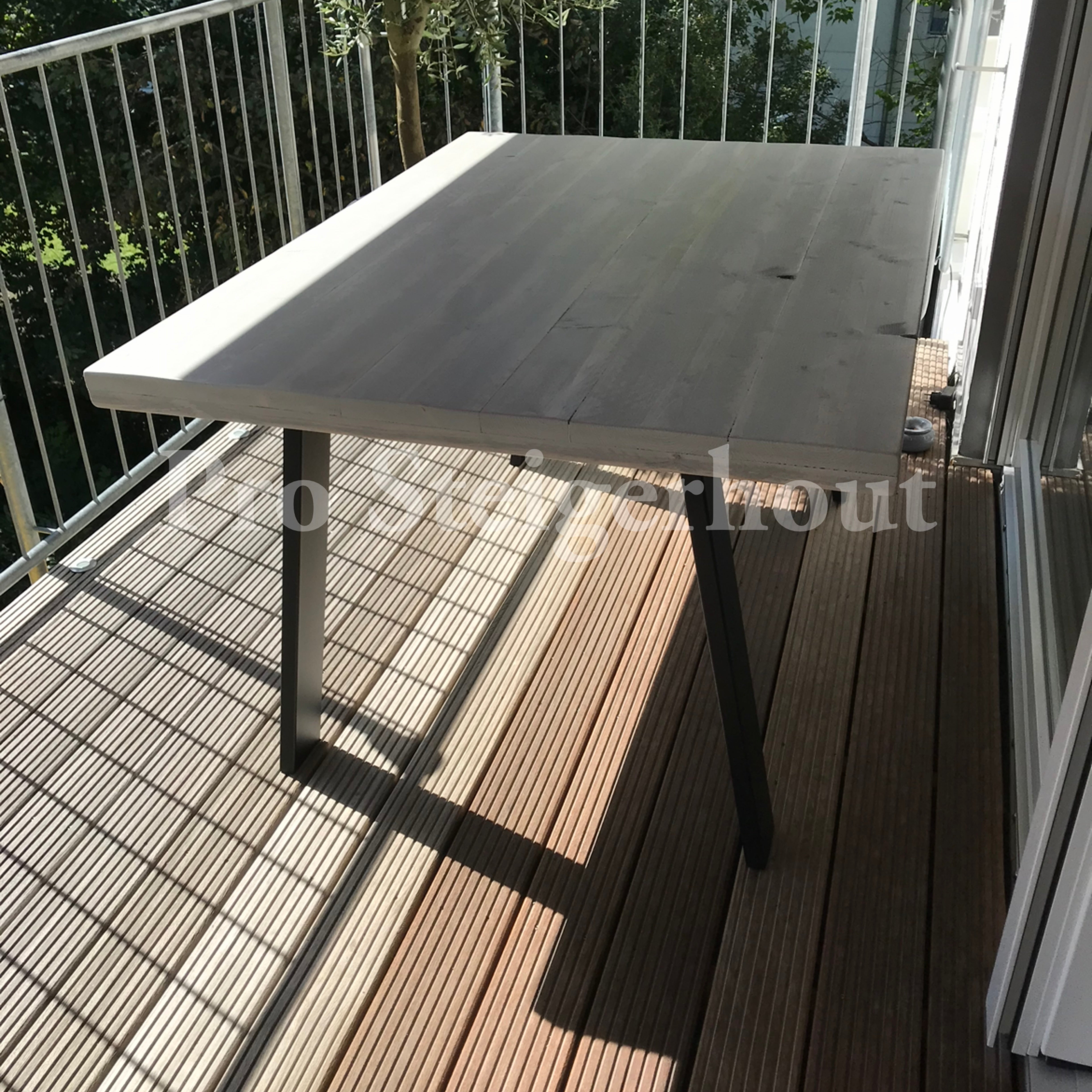 Steigerhout Tuintafel vlinder poten