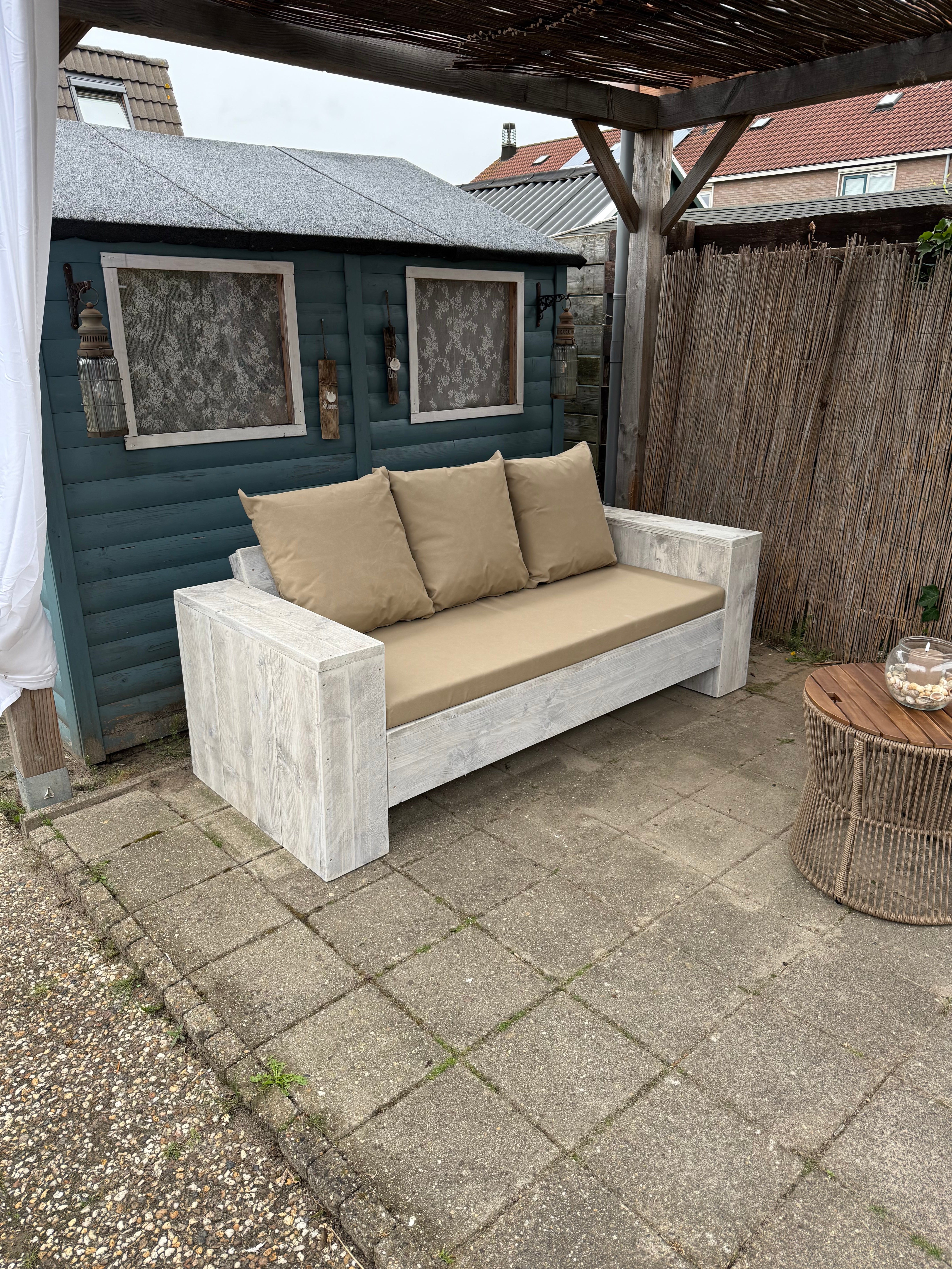 Steigerhout loungebank