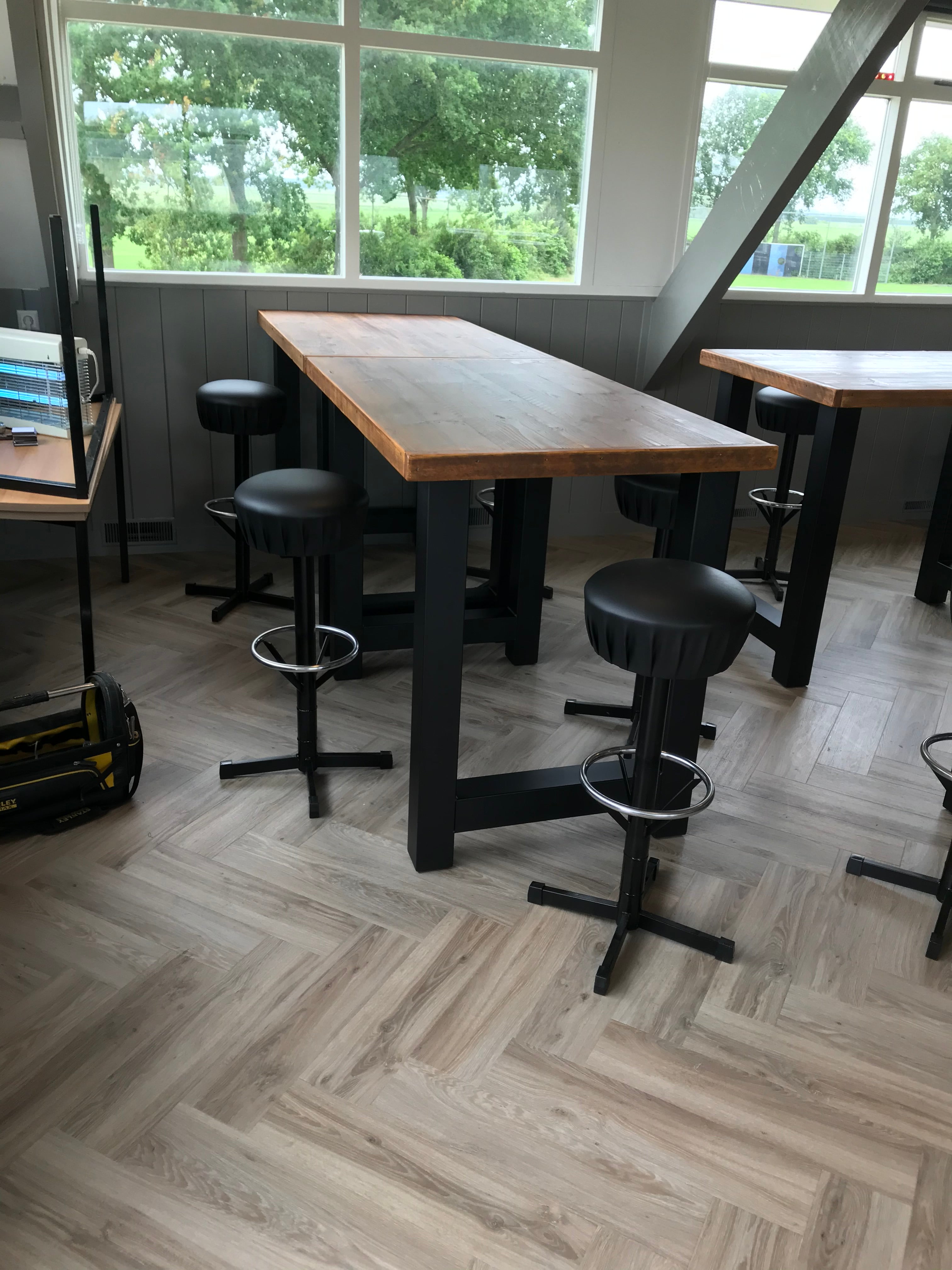 Steigerhout Bartafel H-poten