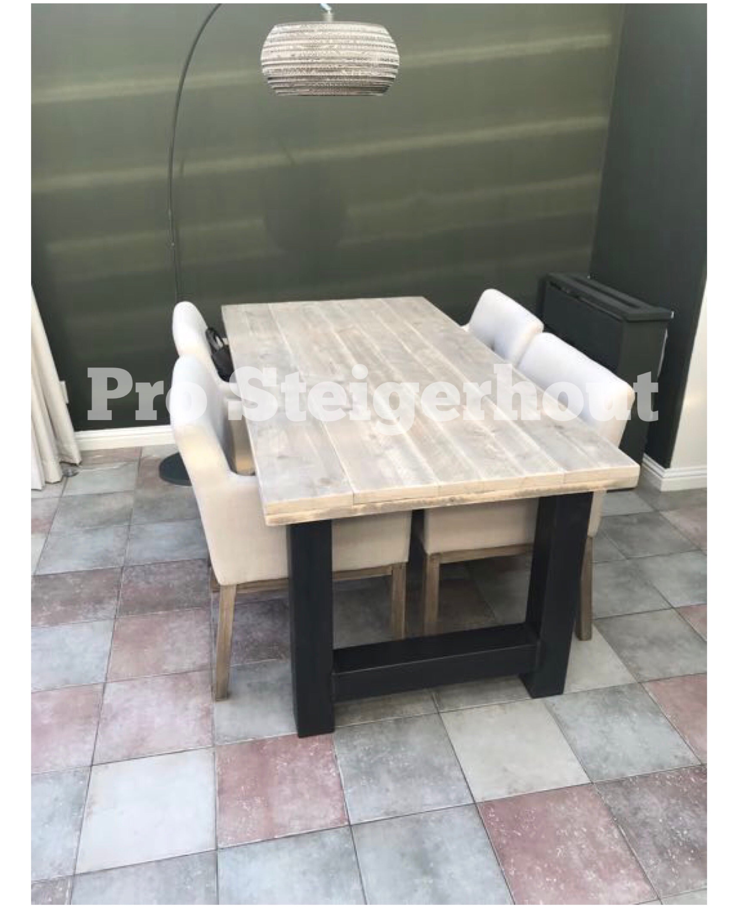 Gerüstholz Gartentisch H-Beine