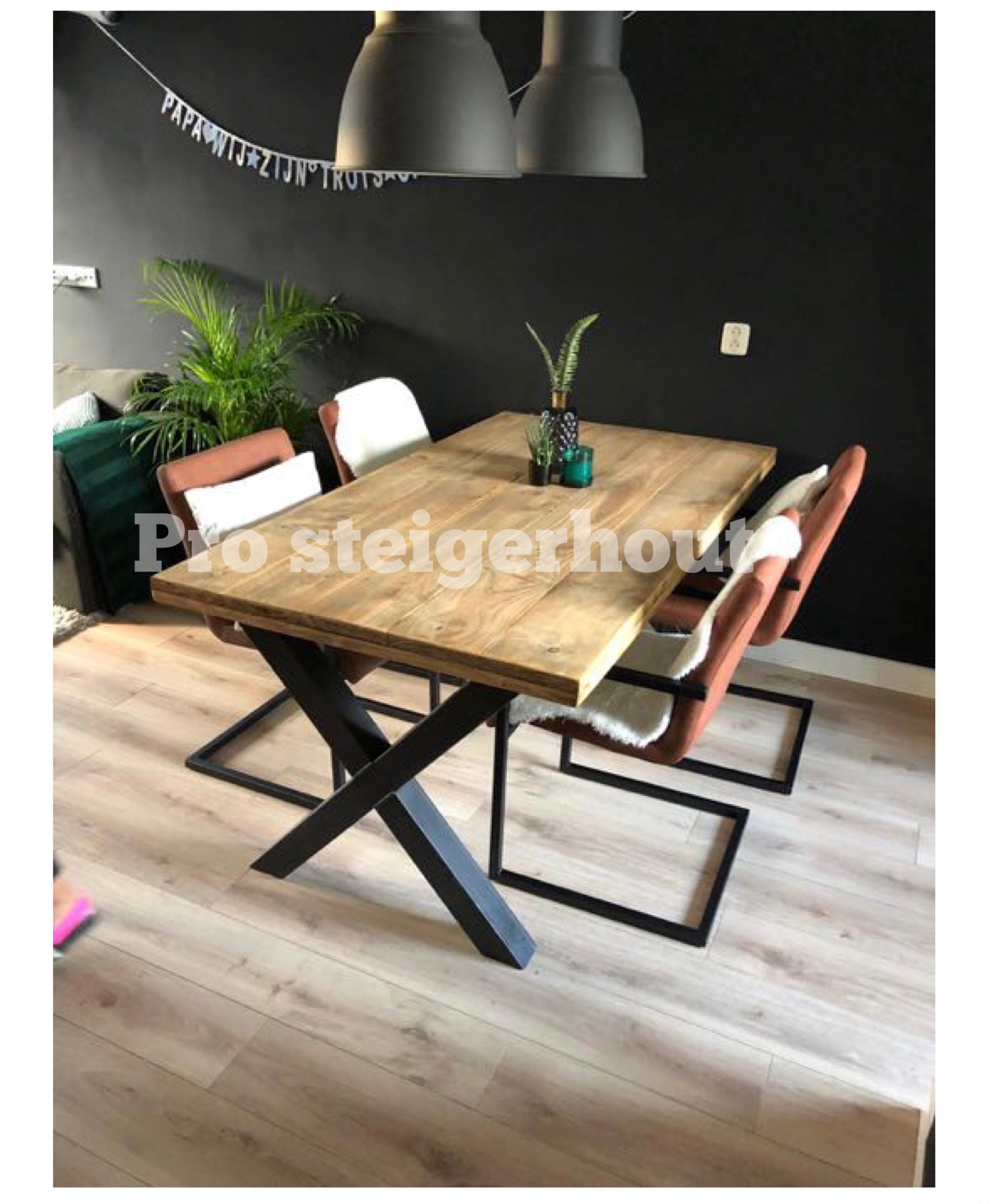 Steigerhout Tafel X-poten