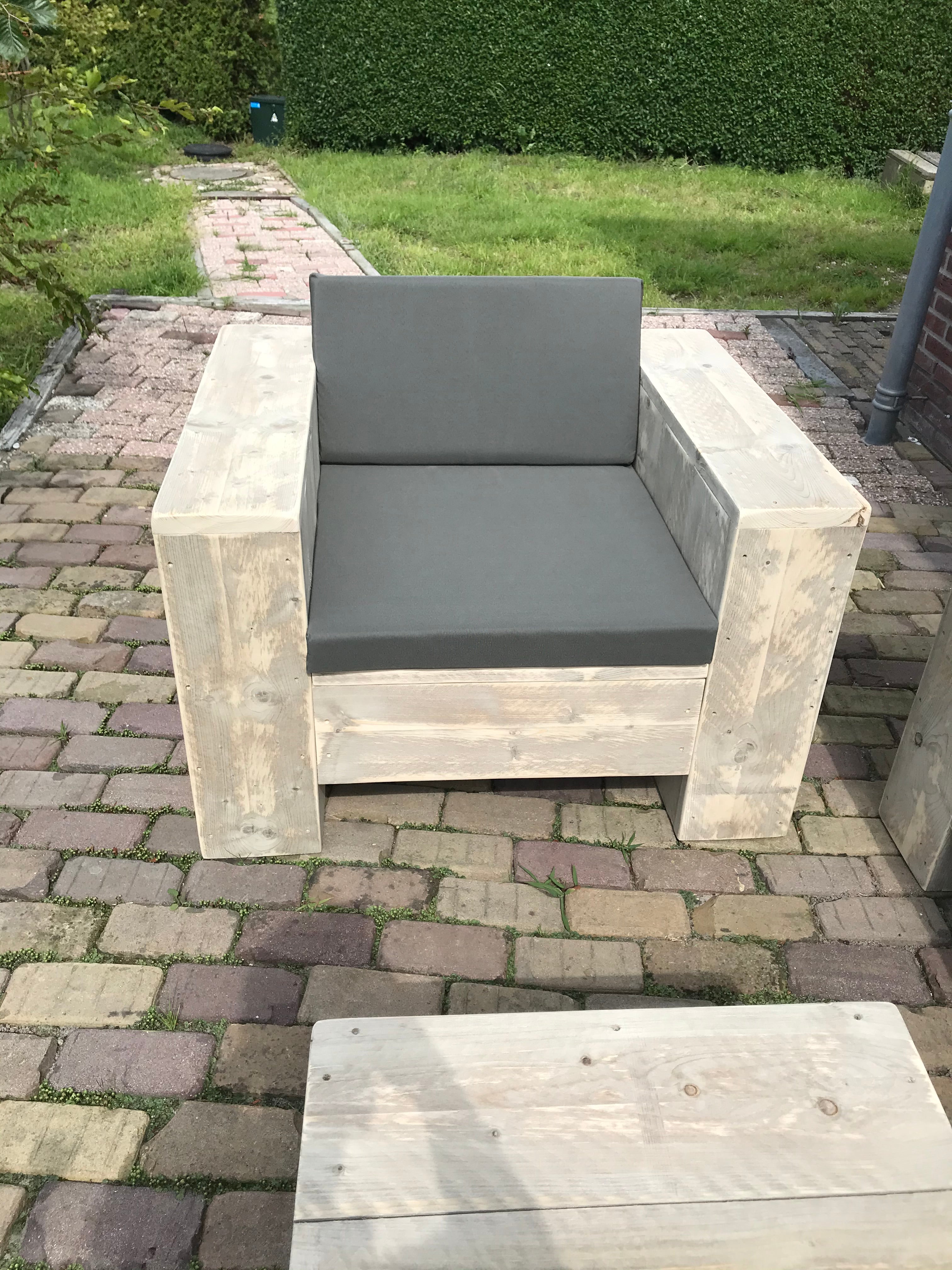 Gerüstholz-Loungesessel